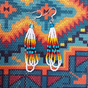 NWT, HANDCRAFTED SEED BEAD TRIPLE LAYER EARRINGS.